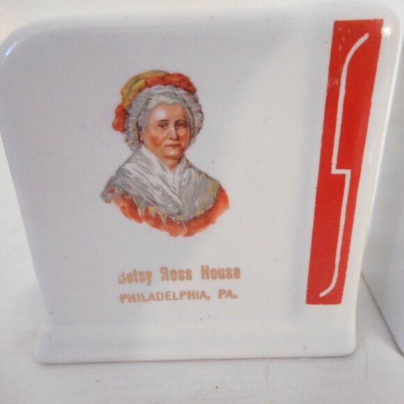 Vintage art deco white red ceramic Salt & Pepper - Picture 3 of 7